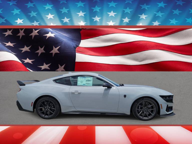 2026 Ford Mustang Dark Horse