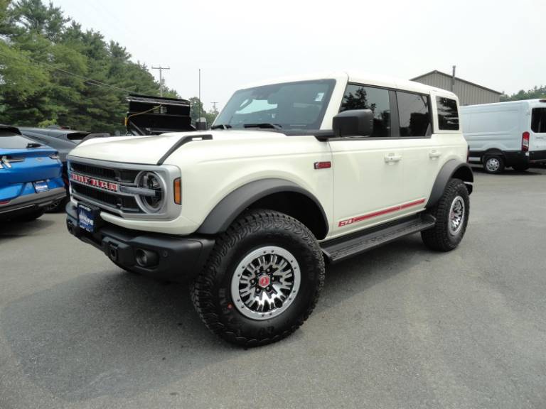 2026 Ford Bronco Outer Banks®