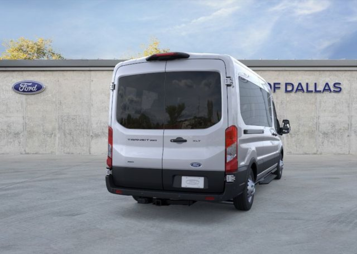 2026 Ford Transit Passenger Van XLT - Photo 8