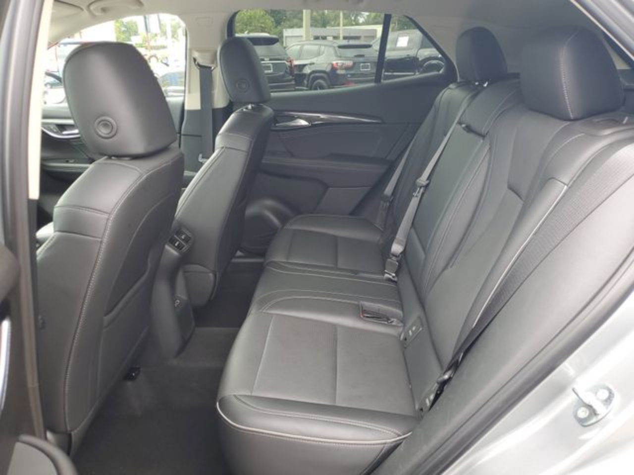 2023 Buick Envision Essence - Photo 13
