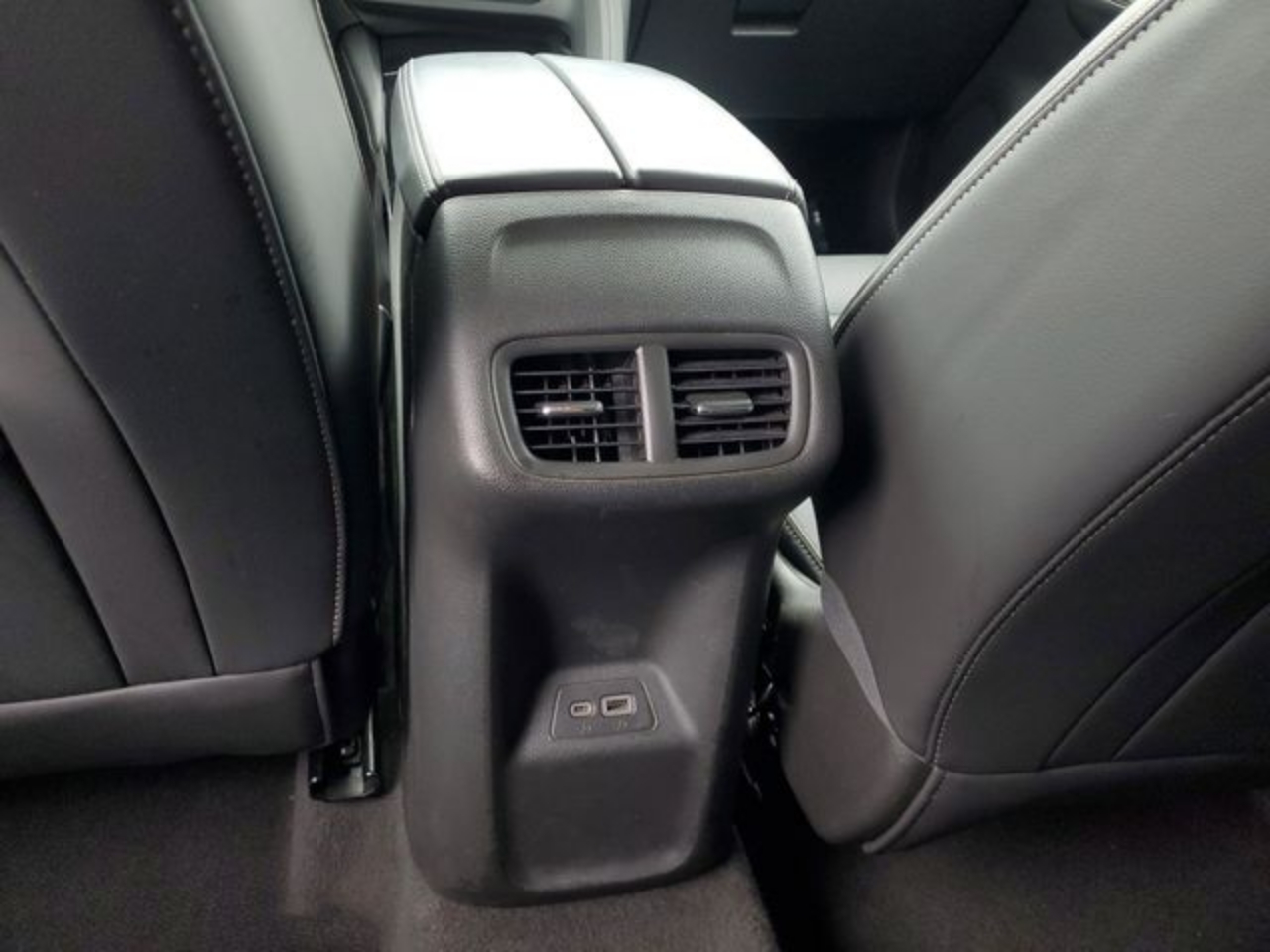 2023 Buick Envision Essence - Photo 14