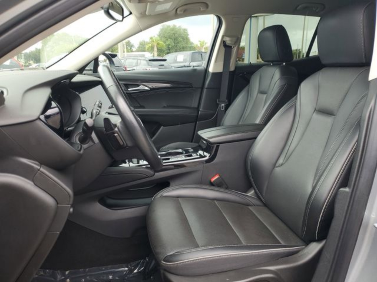 2023 Buick Envision Essence - Photo 17