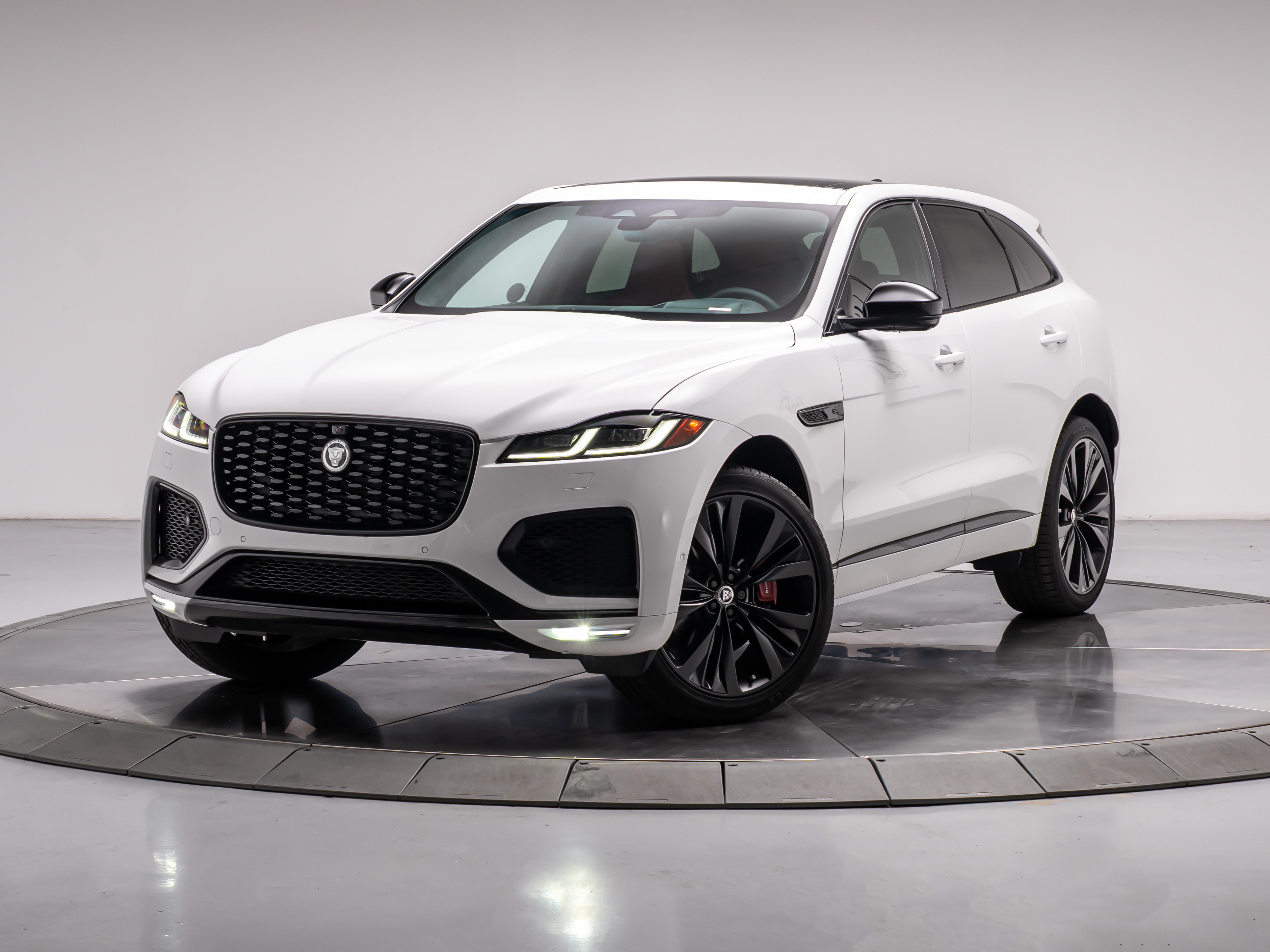 New 2026 Jaguar F-Pace R-Dynamic S P400 AWD Automatic