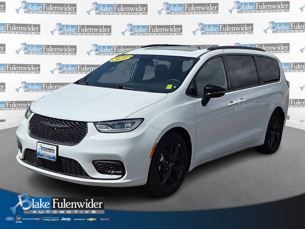2025 Chrysler Pacifica