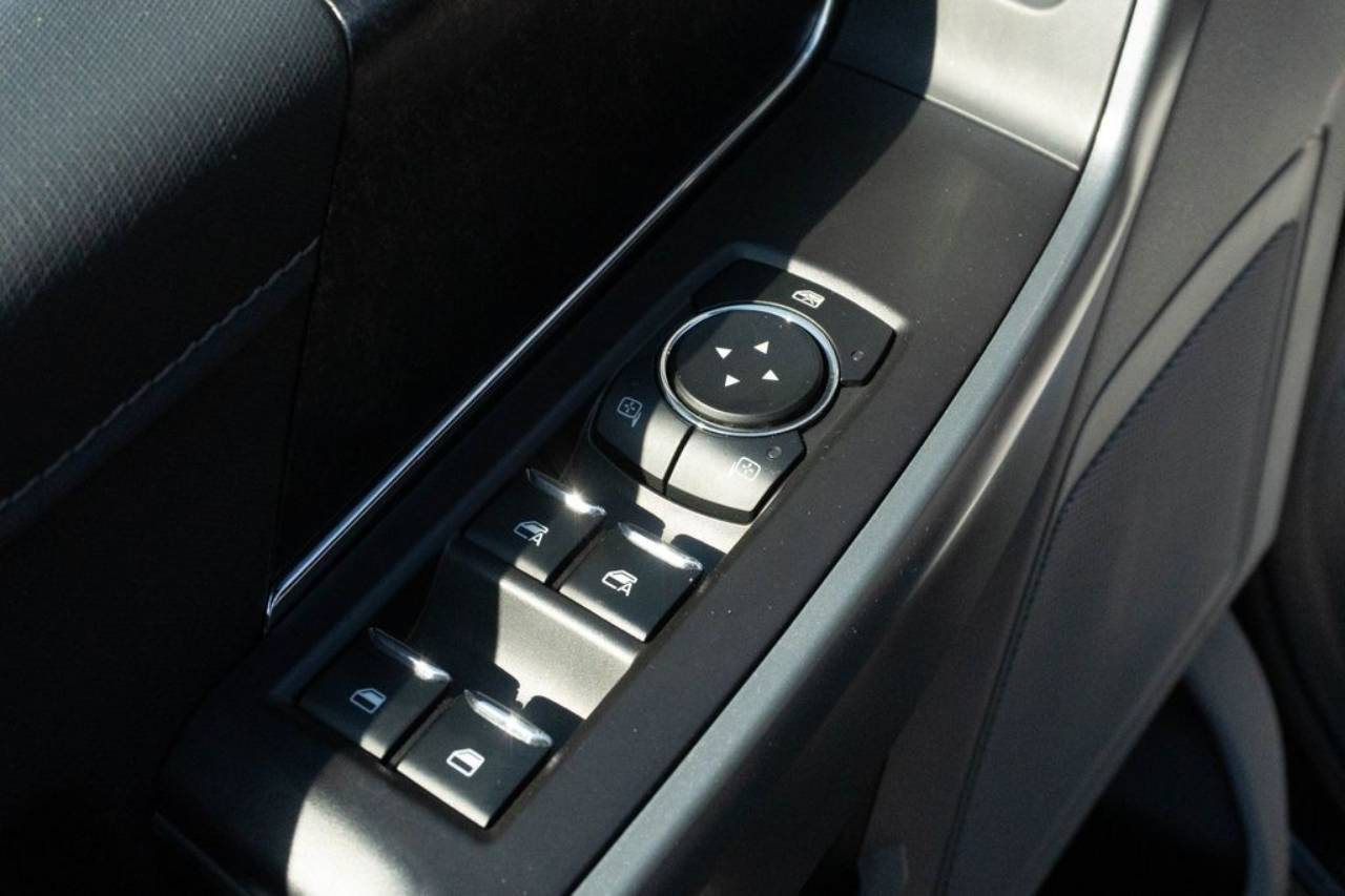 2023 Ford F-150 XLT - Photo 17