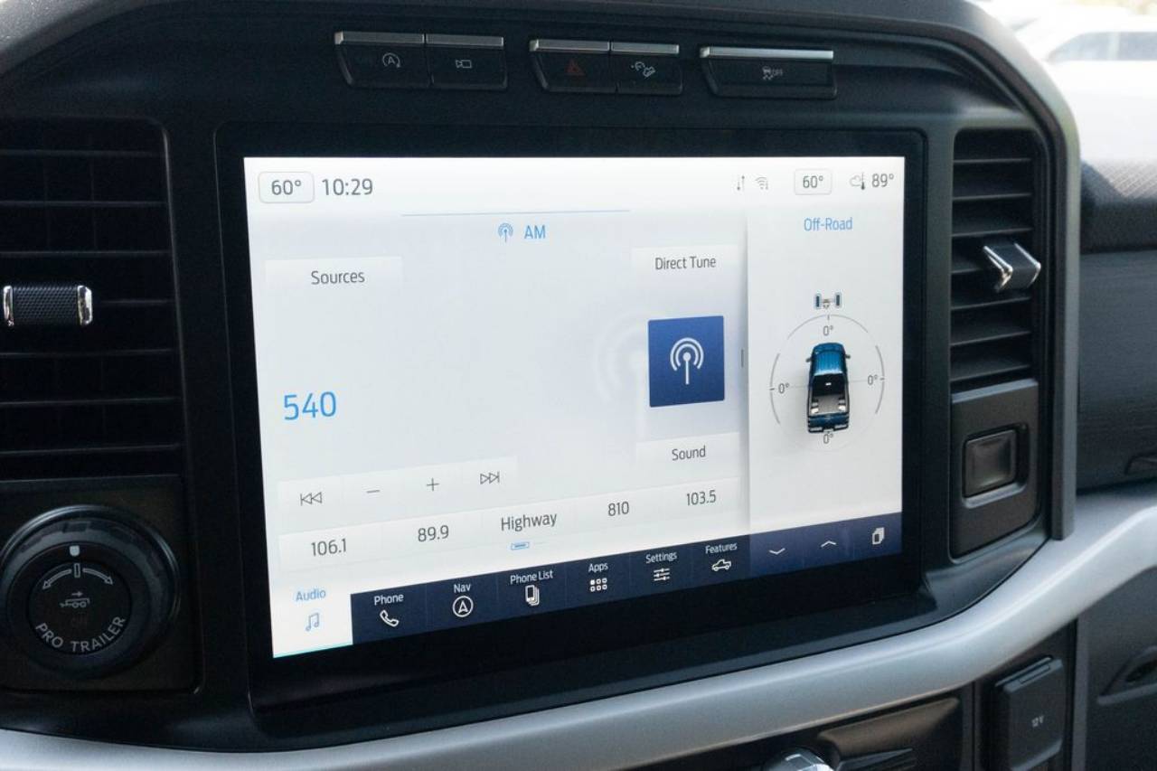2023 Ford F-150 XLT - Photo 27