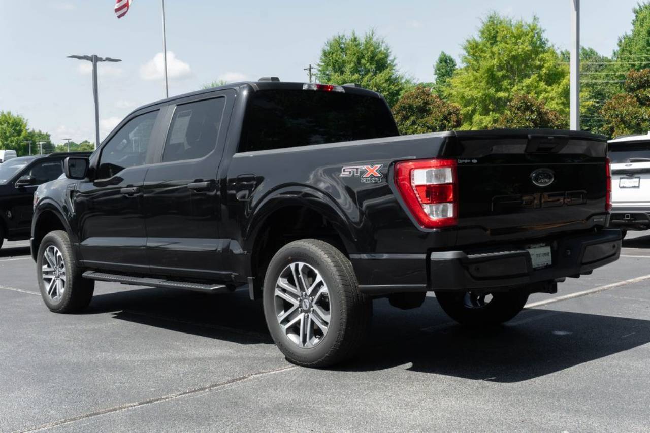 2023 Ford F-150 XL - Photo 8