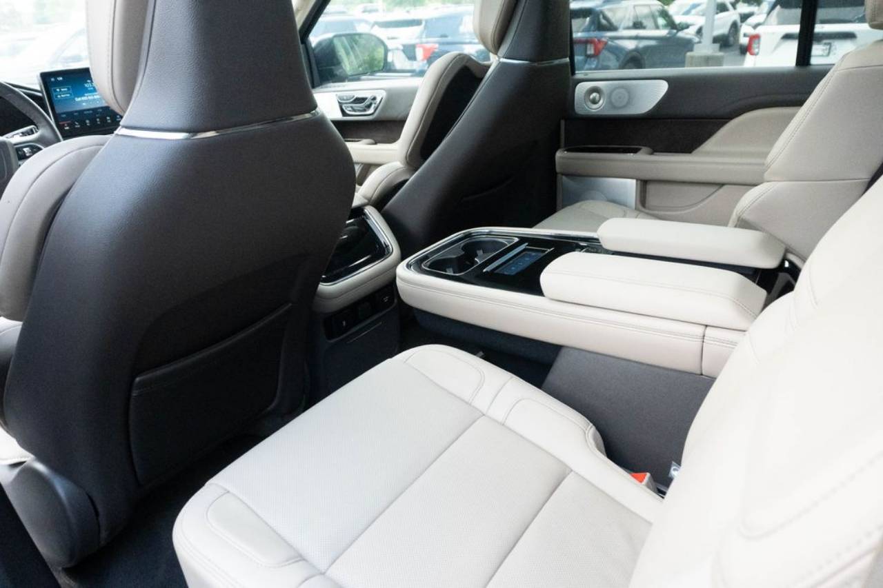 2024 Lincoln Navigator Reserve L - Photo 21