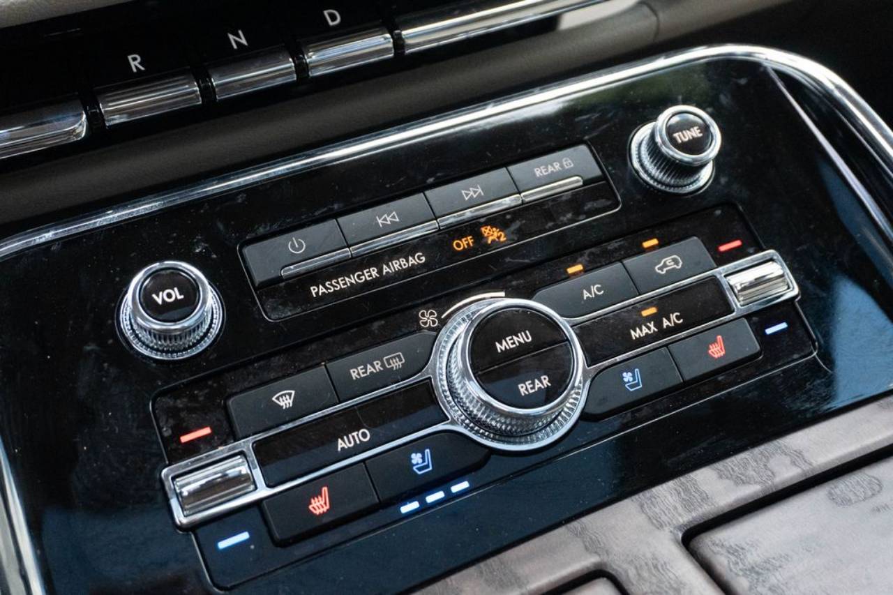 2024 Lincoln Navigator Reserve L - Photo 28