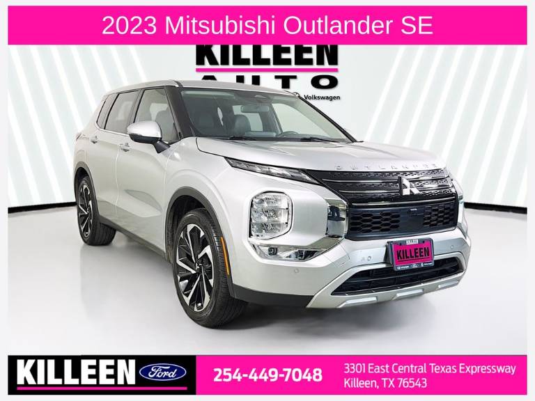 2023 Mitsubishi Outlander SE