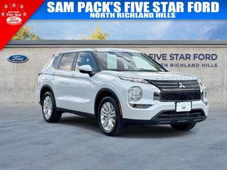 2024 Mitsubishi Outlander ES