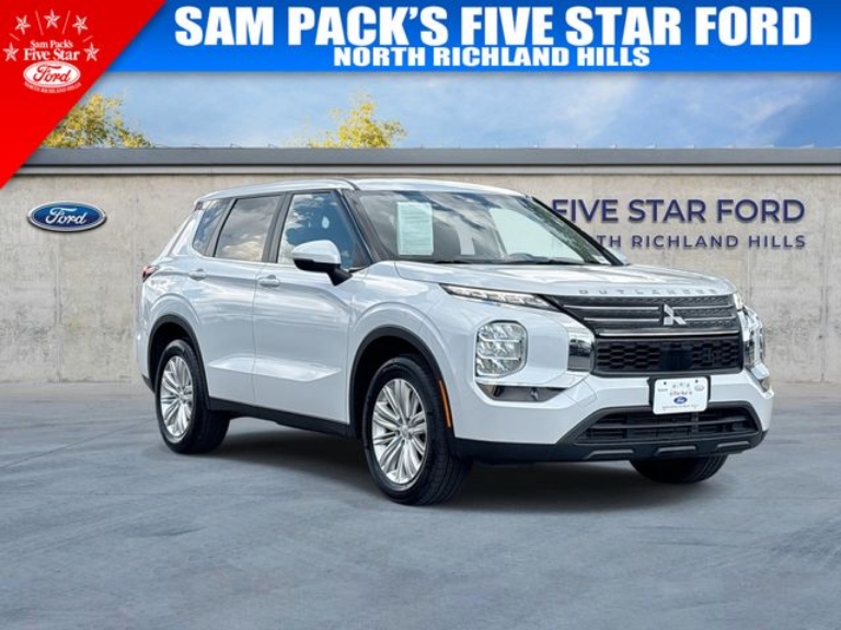 2024 Mitsubishi Outlander ES