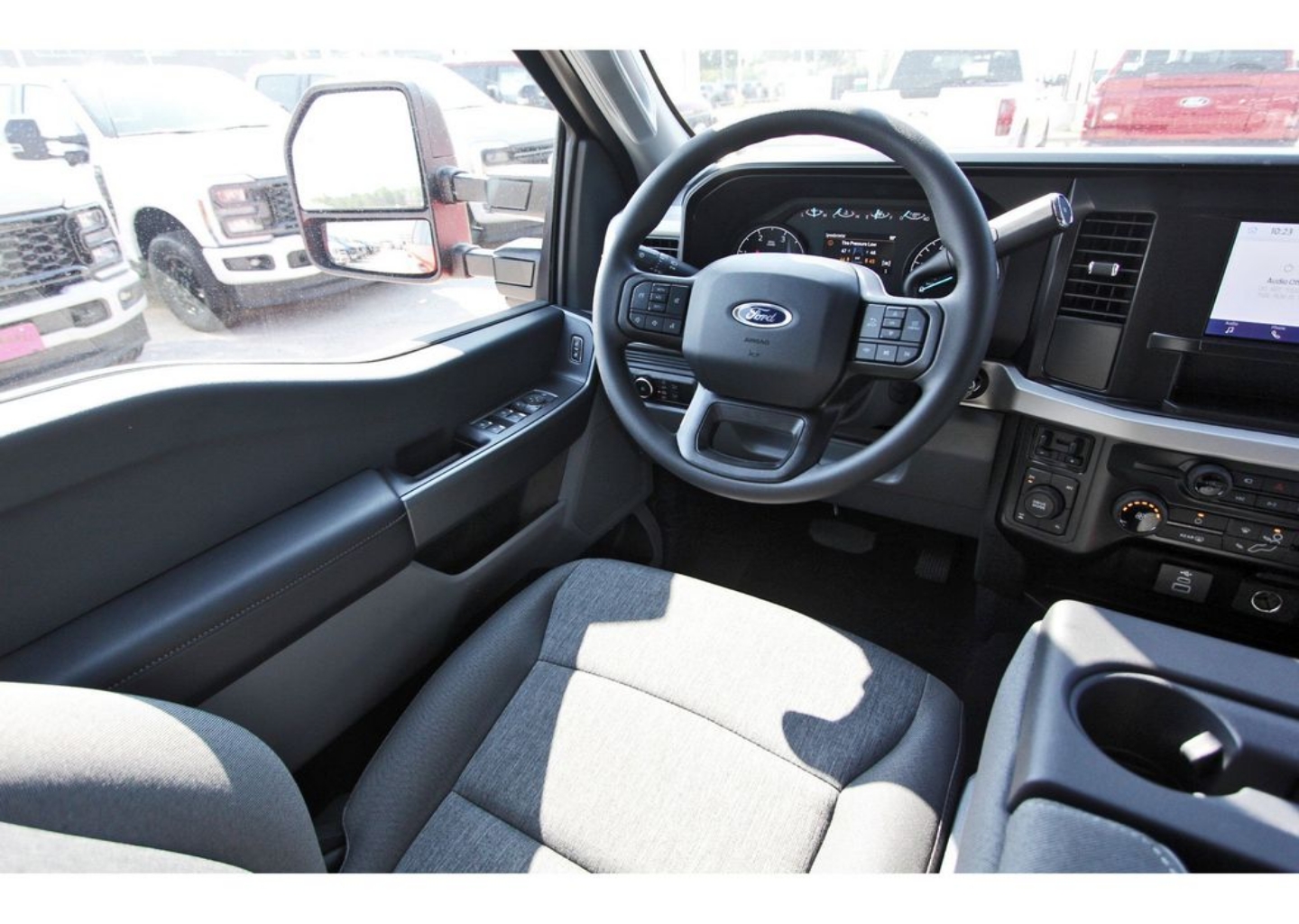 2026 Ford F-250 Super Duty XL - Photo 7