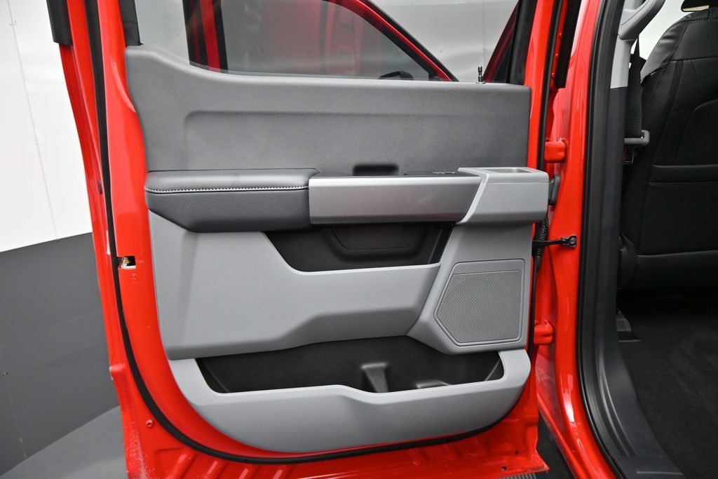 2026 Ford F-250 Super Duty XL - Photo 9