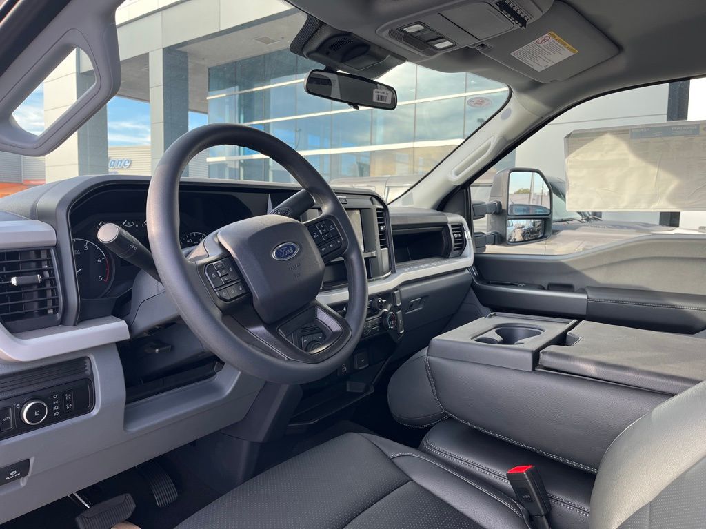 2026 Ford F-250 Super Duty XL - Photo 13