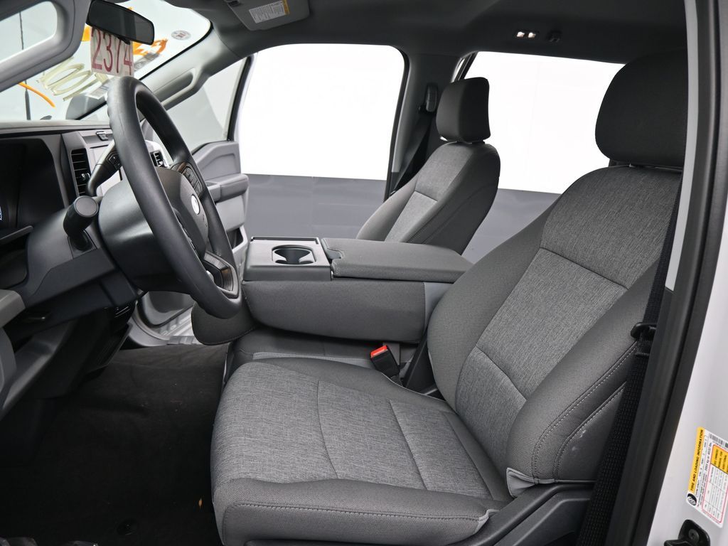 2026 Ford F-350 Super Duty XL - Photo 12