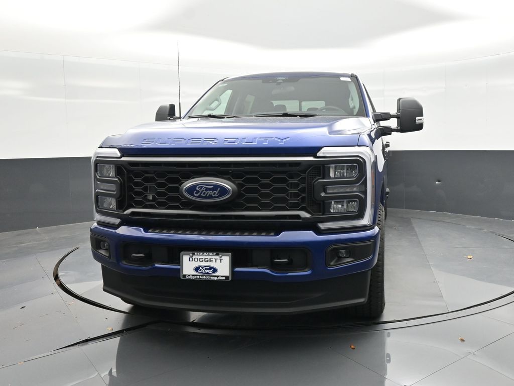2026 Ford F-350 Super Duty XL - Photo 17