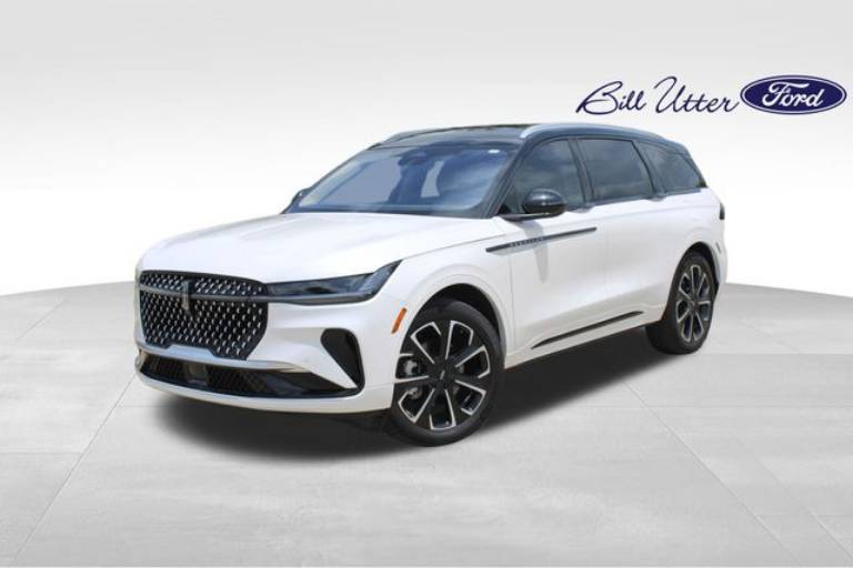 2025 Lincoln Nautilus Reserve