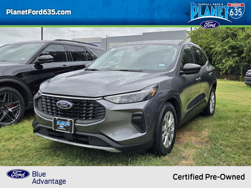 2023 Ford Escape