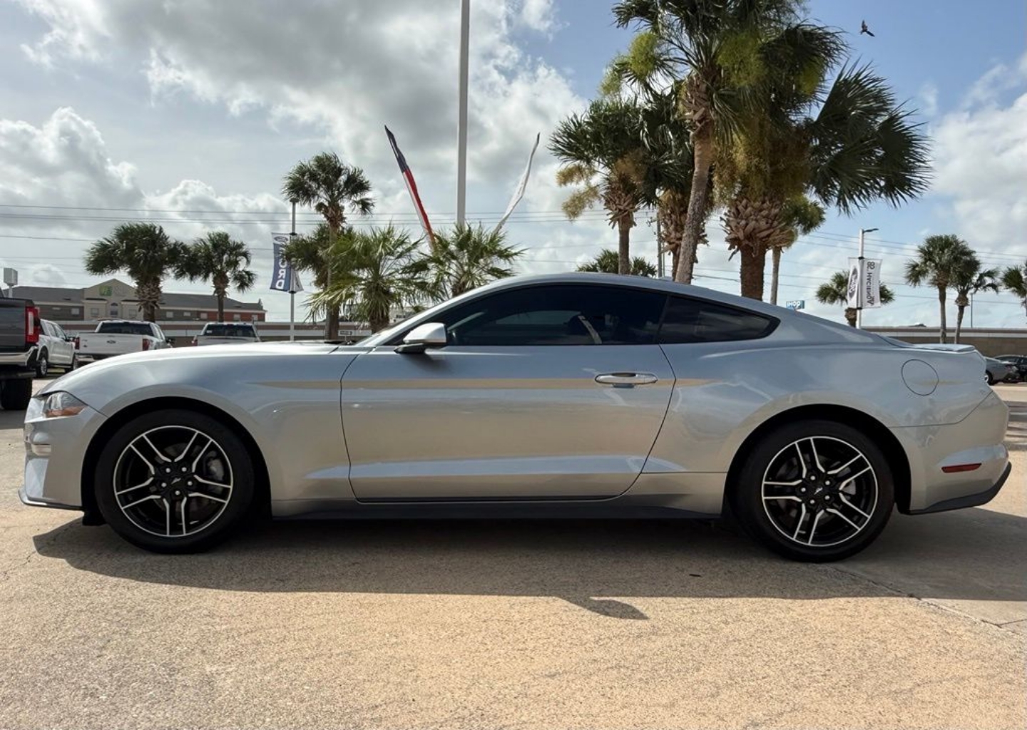 Used 2021 Ford Mustang EcoBoost Premium with VIN 1FA6P8TH6M5115724 for sale in Kingsville, TX