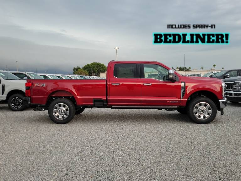 2026 Ford Super Duty F-350 SRW LARIAT