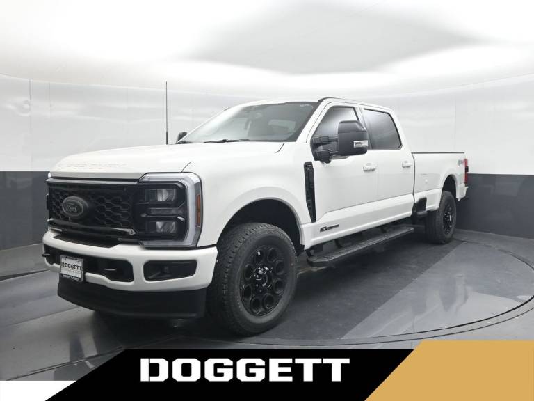 2026 Ford Super Duty F-350 SRW LARIAT