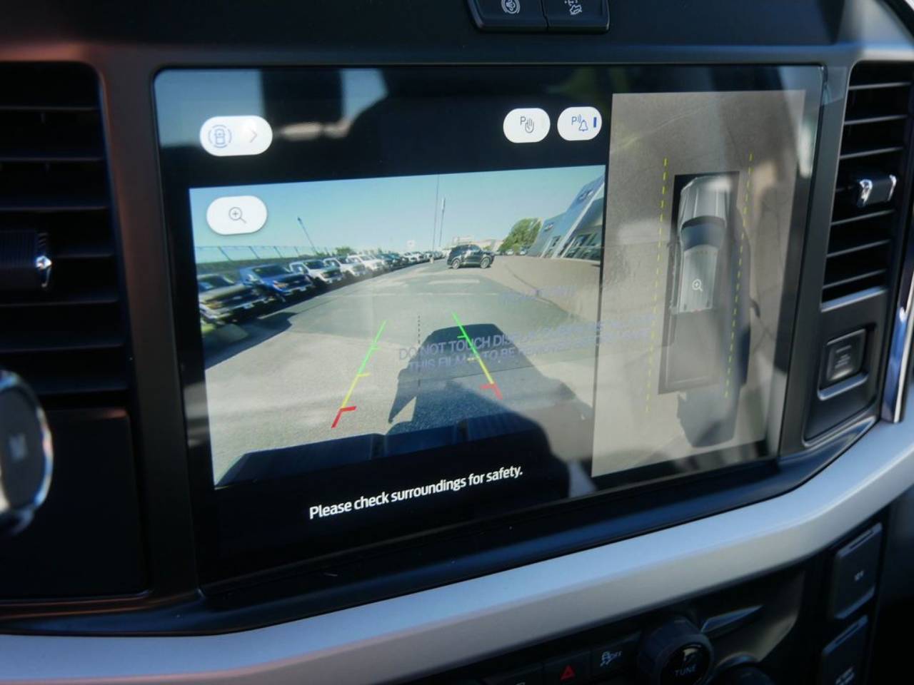 2026 Ford F-350 Super Duty XLT - Photo 28