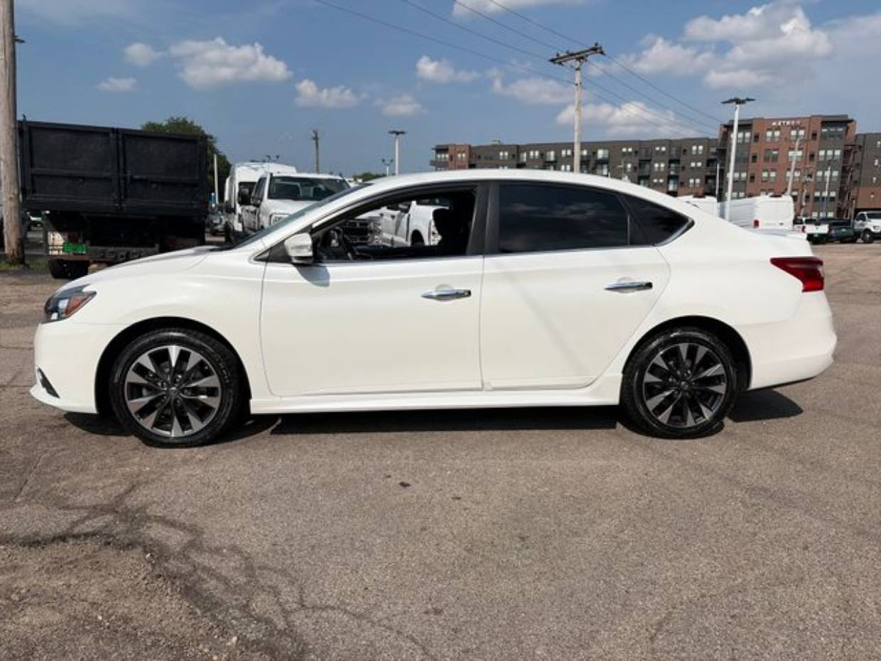 Used 2018 Nissan Sentra SR Turbo with VIN 3N1CB7AP6JY209491 for sale in Roselle, IL