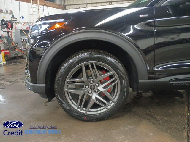 2026 Ford Explorer ST-Line - Photo 6