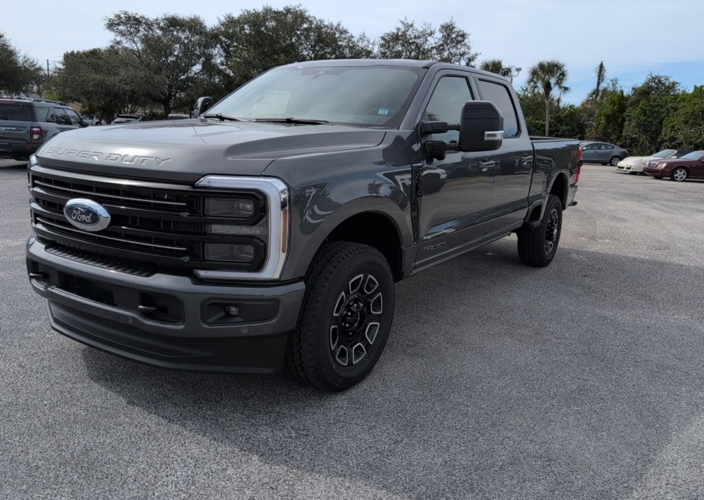 2026 Ford F-350 Super Duty Platinum - Photo 6