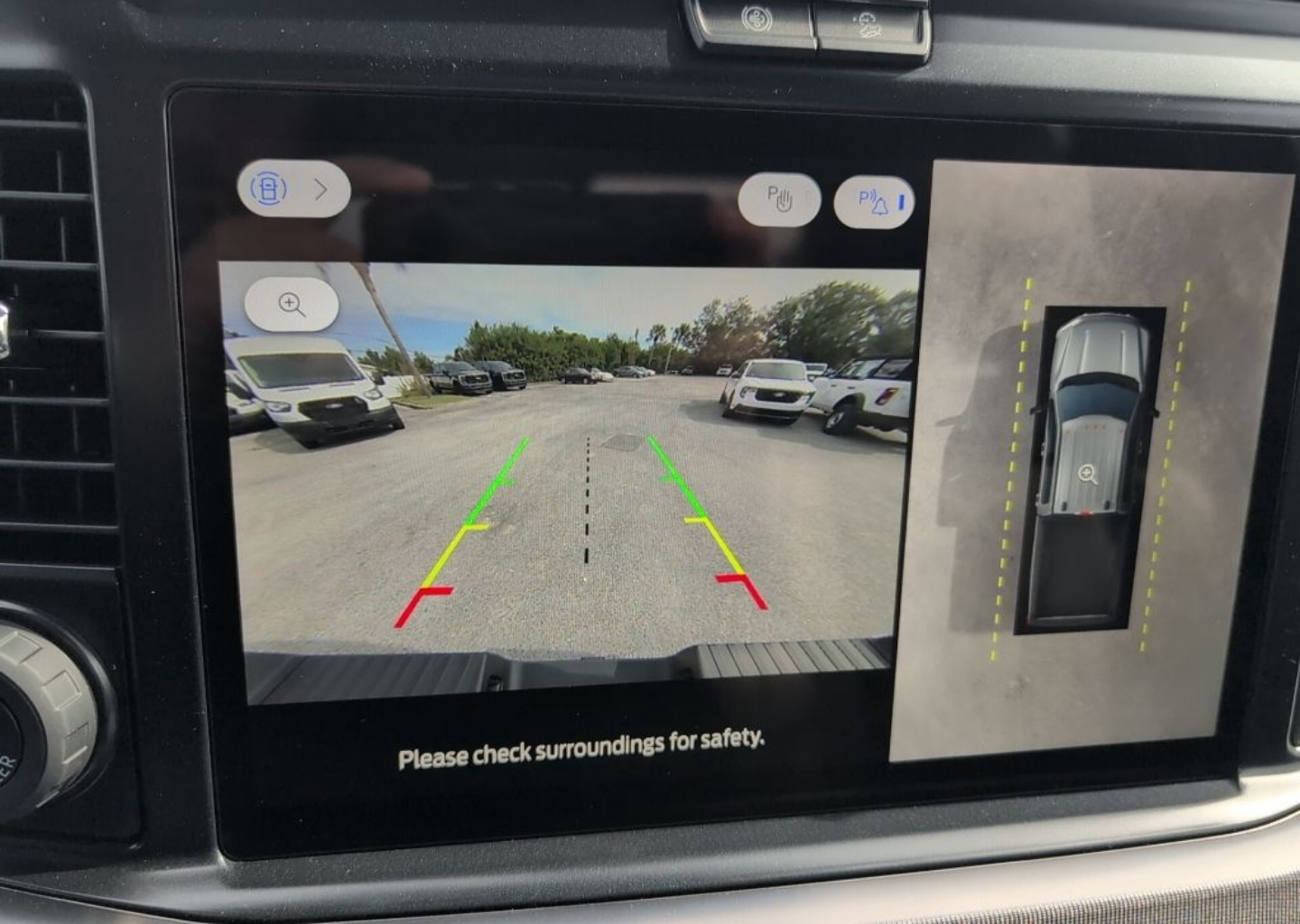 2026 Ford F-350 Super Duty Platinum - Photo 19