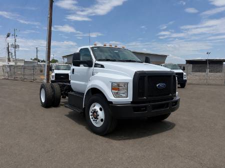 2025 Ford F-750
