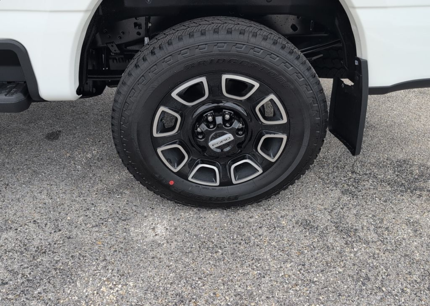 2026 Ford F-250 Super Duty Platinum - Photo 14