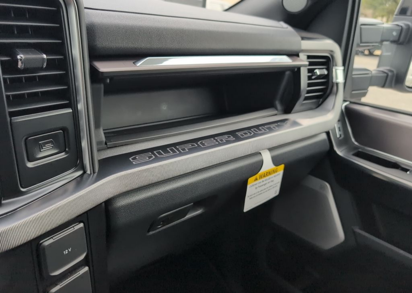 2026 Ford F-250 Super Duty Platinum - Photo 23