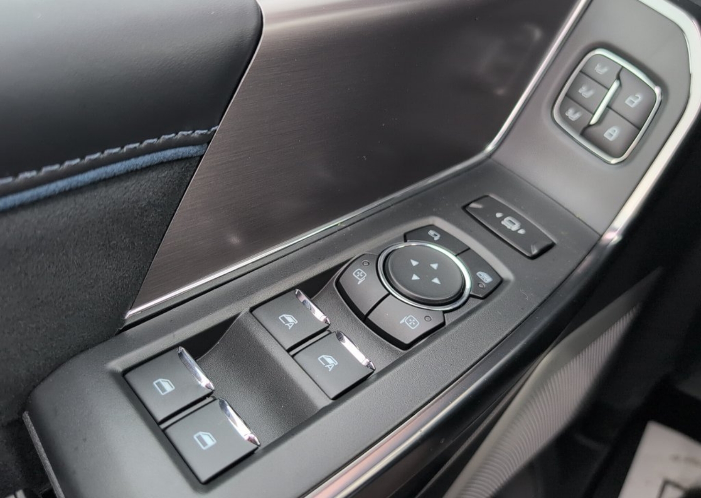 2026 Ford F-250 Super Duty Platinum - Photo 25