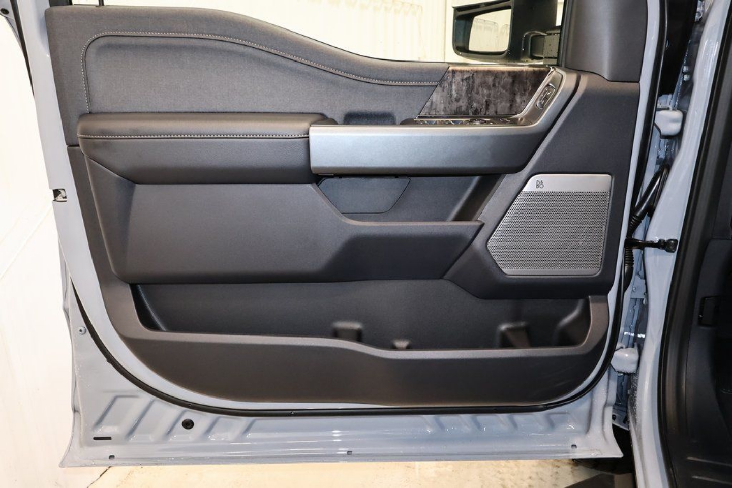 2026 Ford F-350 Super Duty Lariat - Photo 9