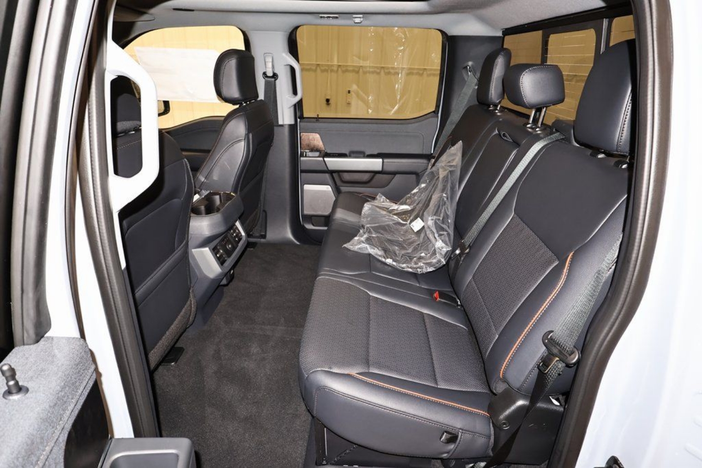 2026 Ford F-350 Super Duty Lariat - Photo 13