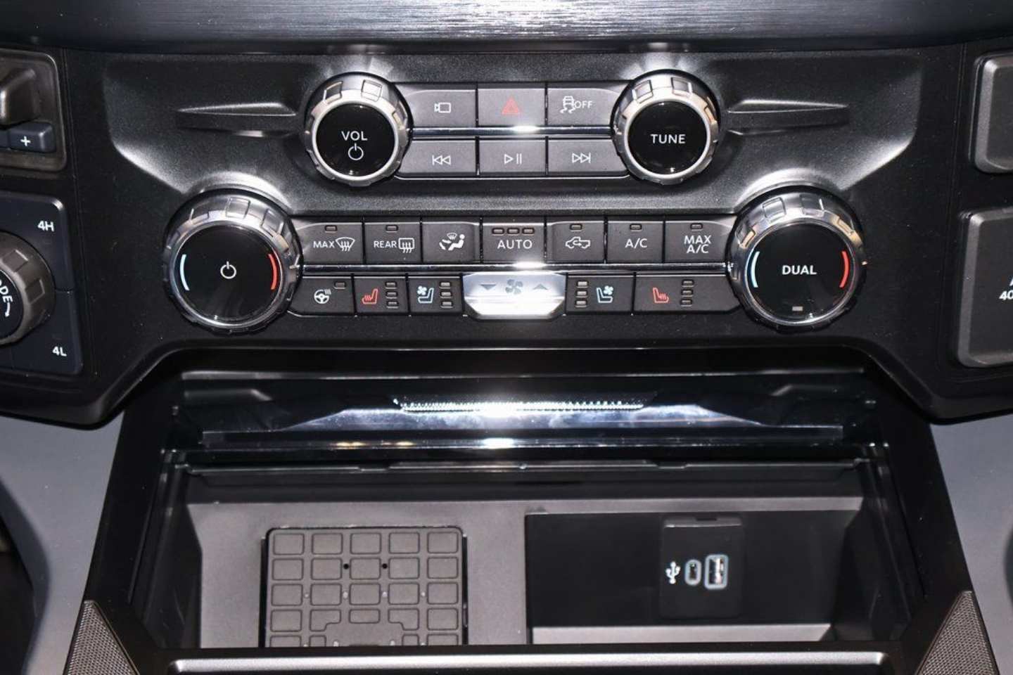 2026 Ford F-350 Super Duty Lariat - Photo 29