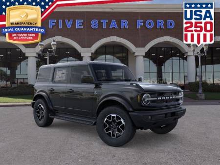 2026 Ford Bronco Outer Banks