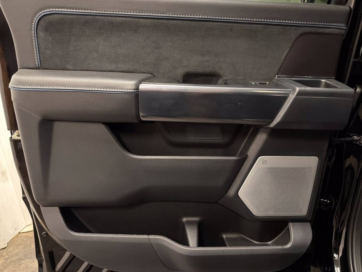 2025 Ford F-150 Platinum - Photo 33