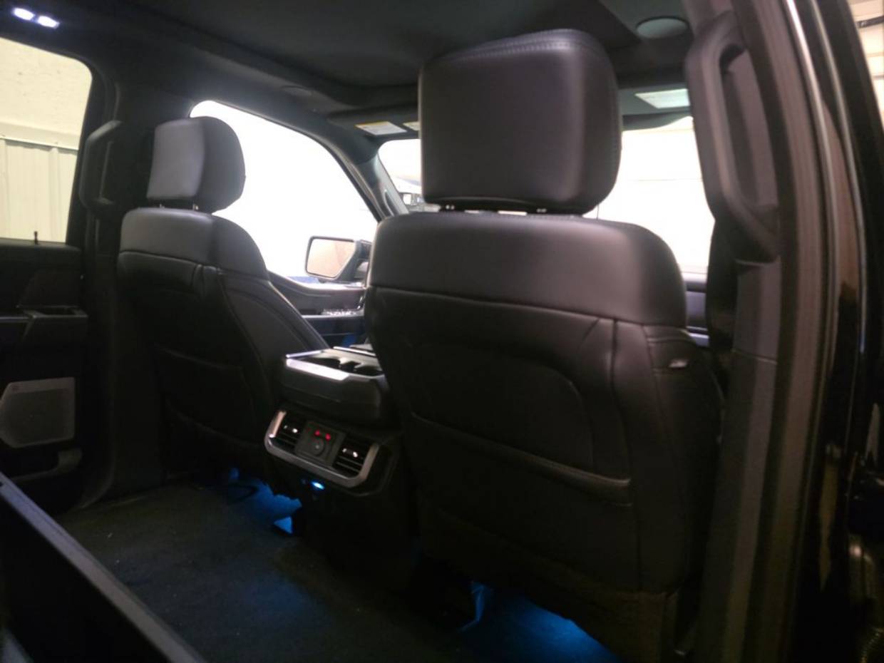 2025 Ford F-150 Platinum - Photo 36