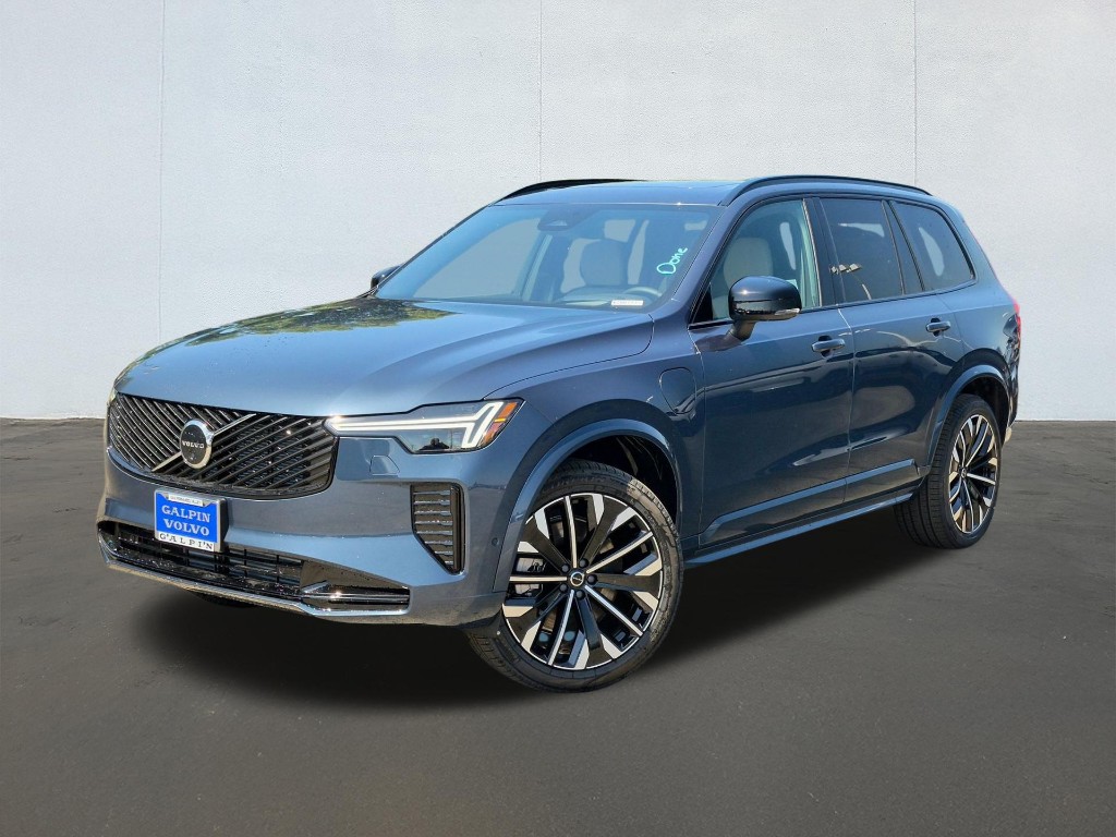 2026 Volvo XC90 Recharge Plug-In Hybrid Ultra Dark Theme, T8 AWD, Electric/Gasoline, 6 Seats
