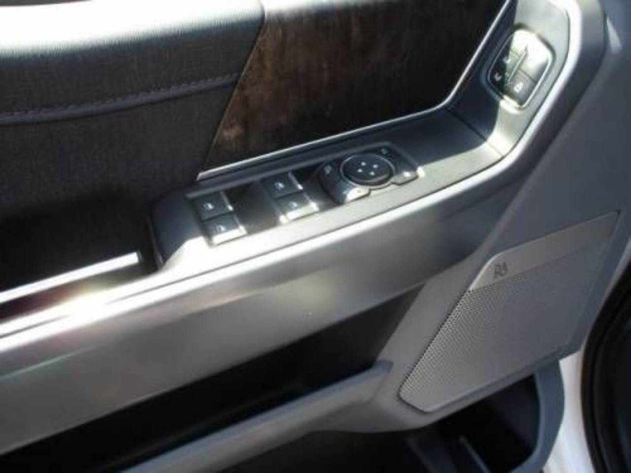 2022 Ford F-150 Lariat - Photo 14