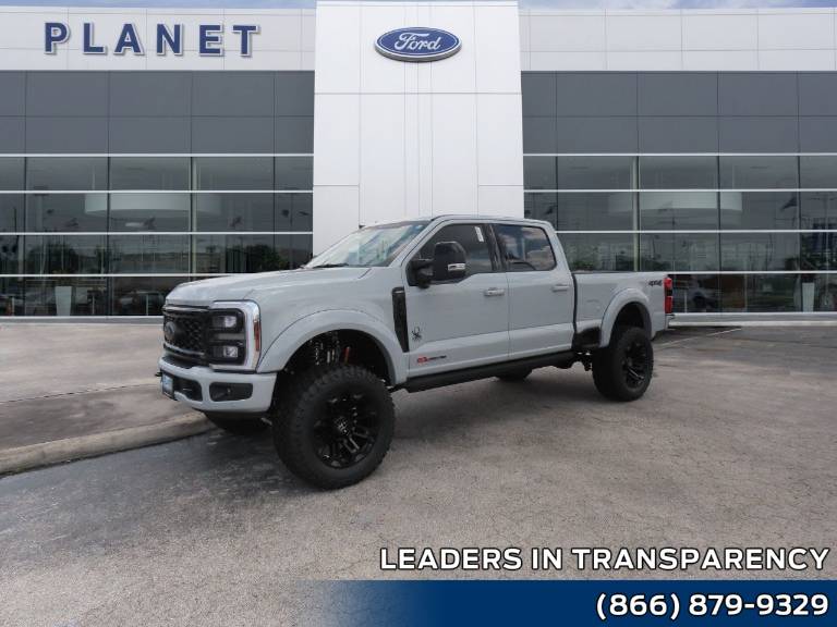2026 Ford Super Duty F-250 SRW LARIAT 4WD Crew Cab 6.75' Box (RAD)
