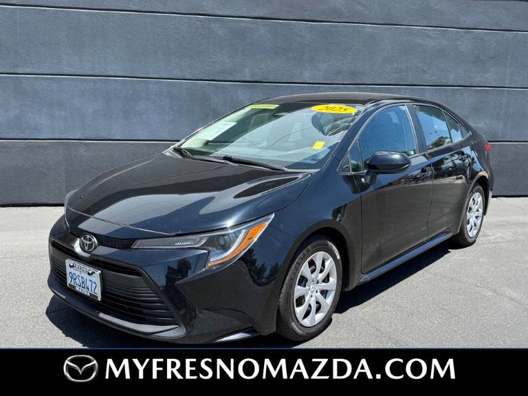 2025 Toyota Corolla LE