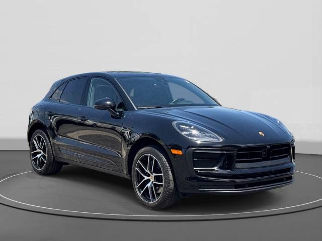 2023 Porsche Macan T
