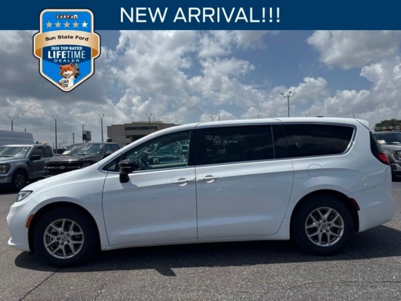 2024 Chrysler Pacifica