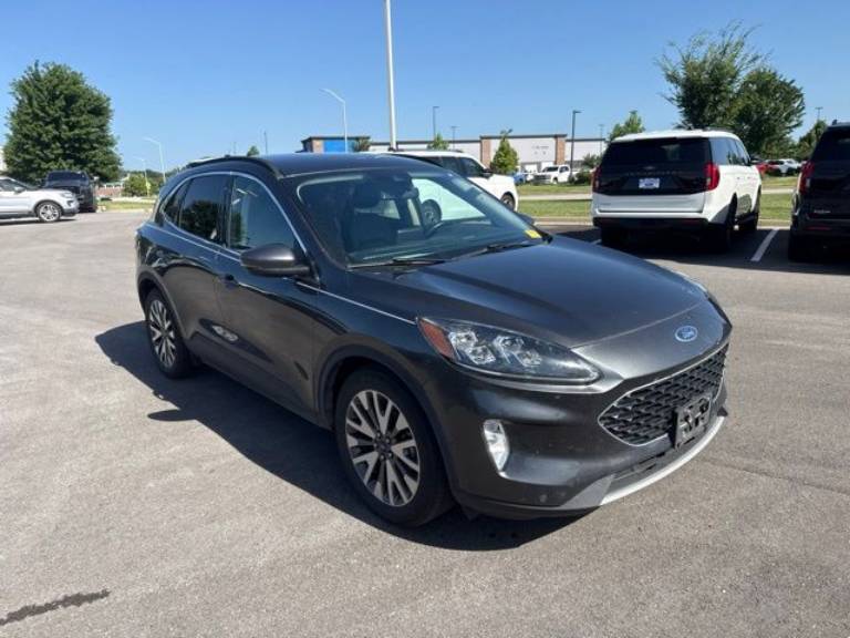 2020 Ford Escape Titanium Hybrid