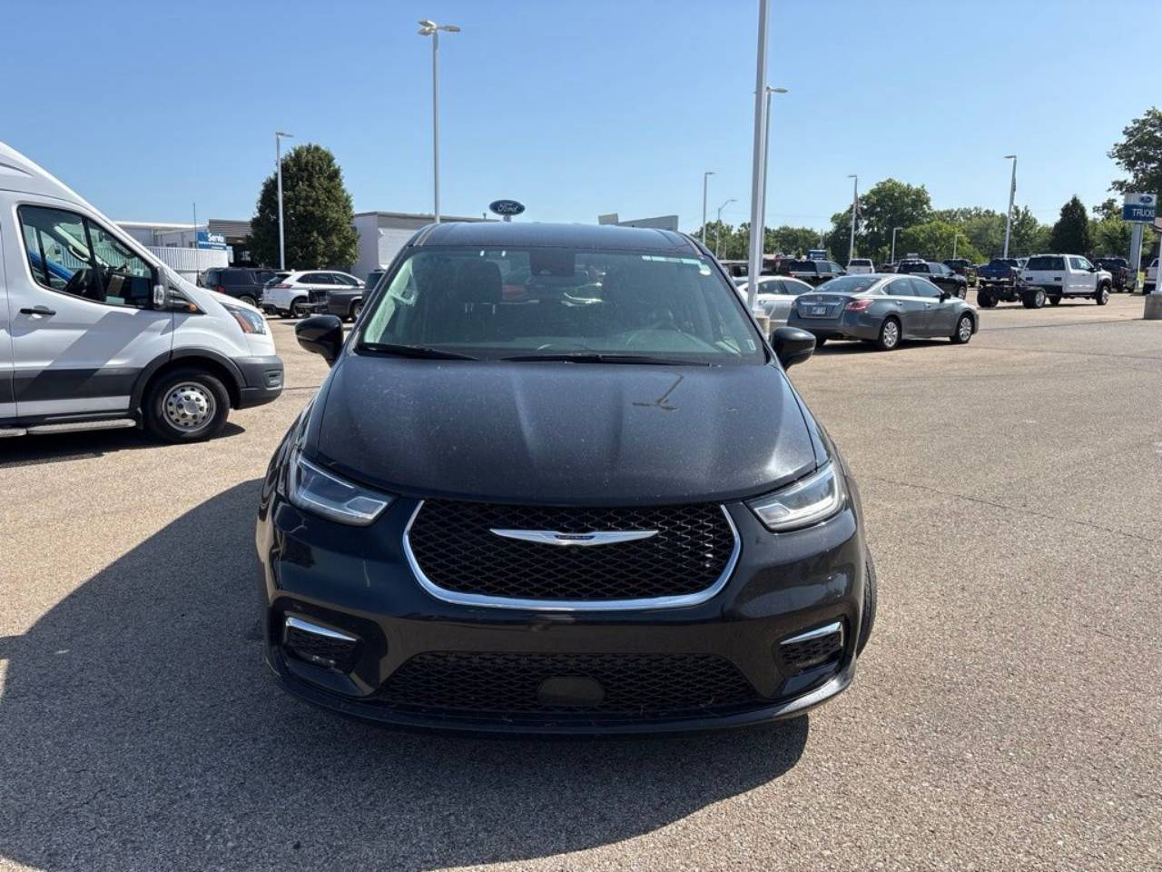 Certified 2024 Chrysler Pacifica Touring L with VIN 2C4RC1BG6RR128812 for sale in Kansas City