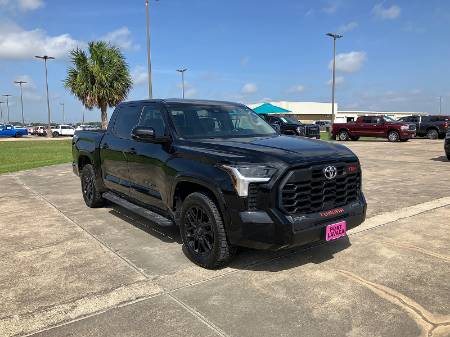 2023 Toyota Tundra 4WD SR5